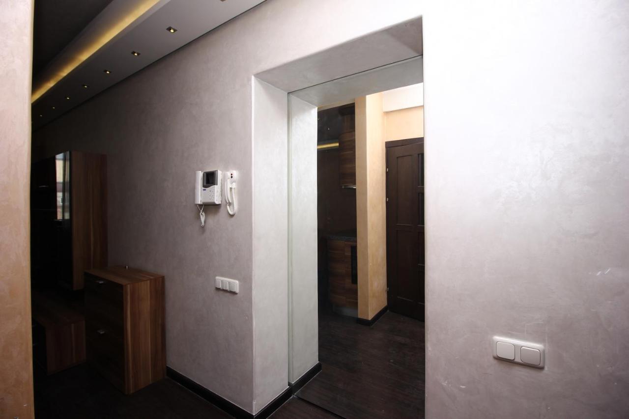 Tumanyan35A City Center Excellent Apartment 耶烈万 外观 照片